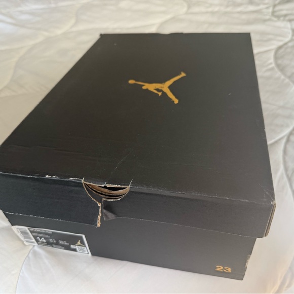 Jordan 12 Retro - Picture 6 of 6